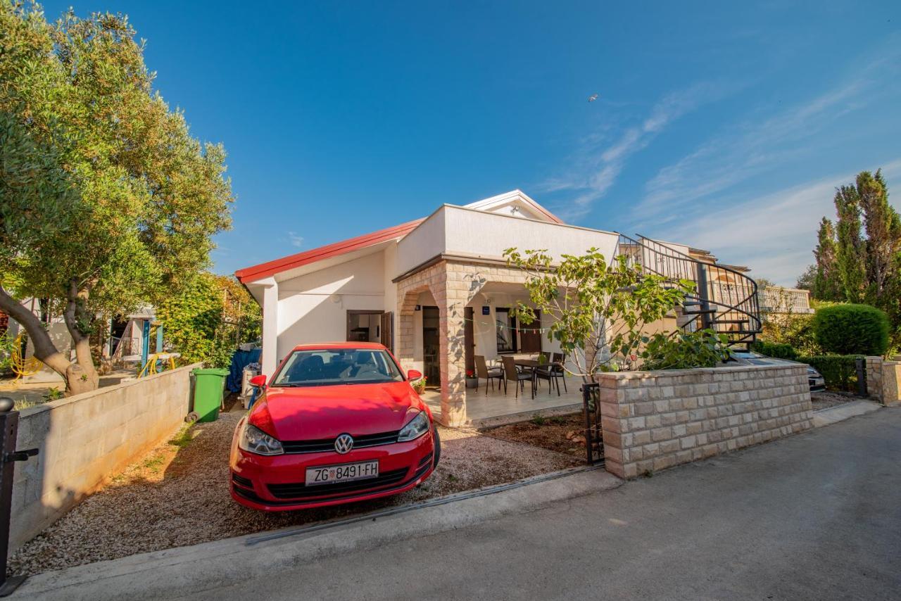 Apartman Bozica Vir Exterior foto