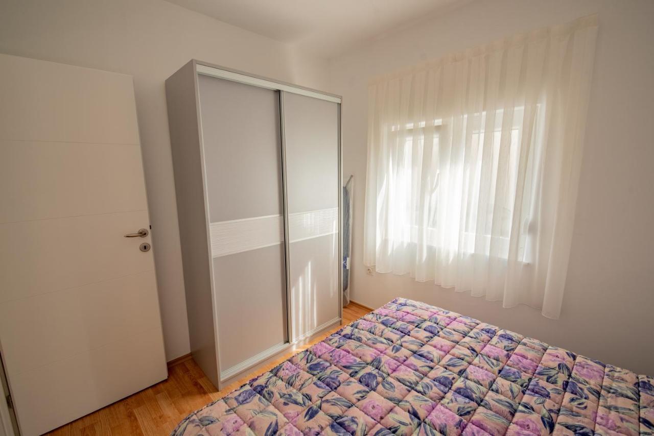 Apartman Bozica Vir Exterior foto