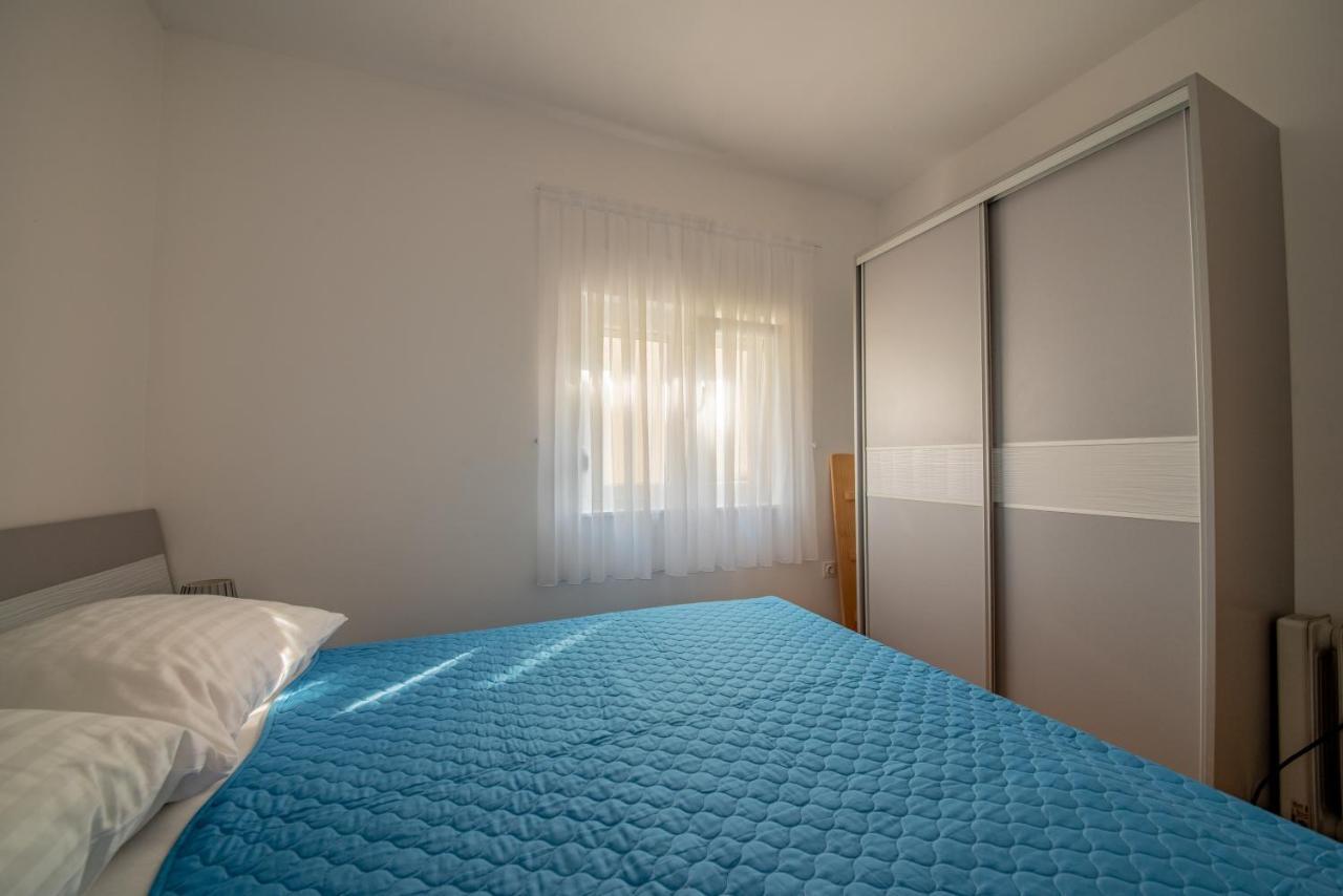 Apartman Bozica Vir Exterior foto